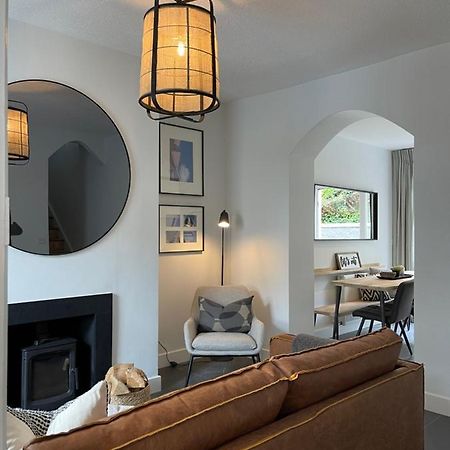 The Village House Malahide Extérieur photo