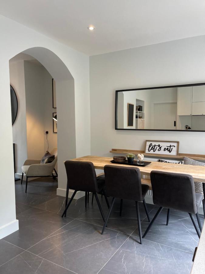 The Village House Malahide Extérieur photo