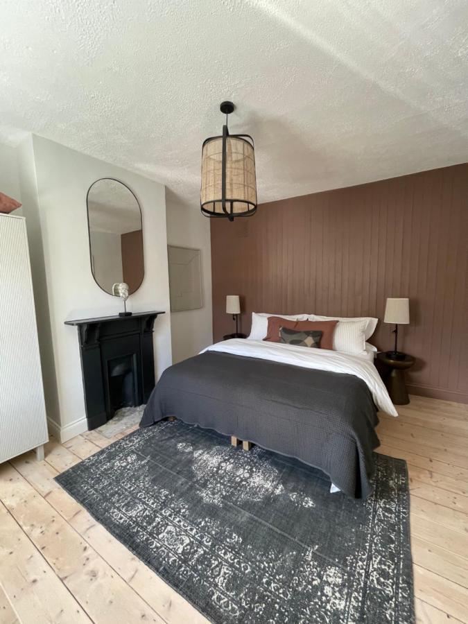 The Village House Malahide Extérieur photo